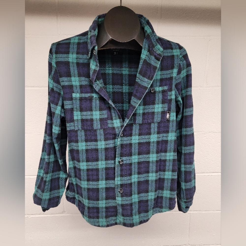 Saga Blue and Green Flannel Button Up. Size Small